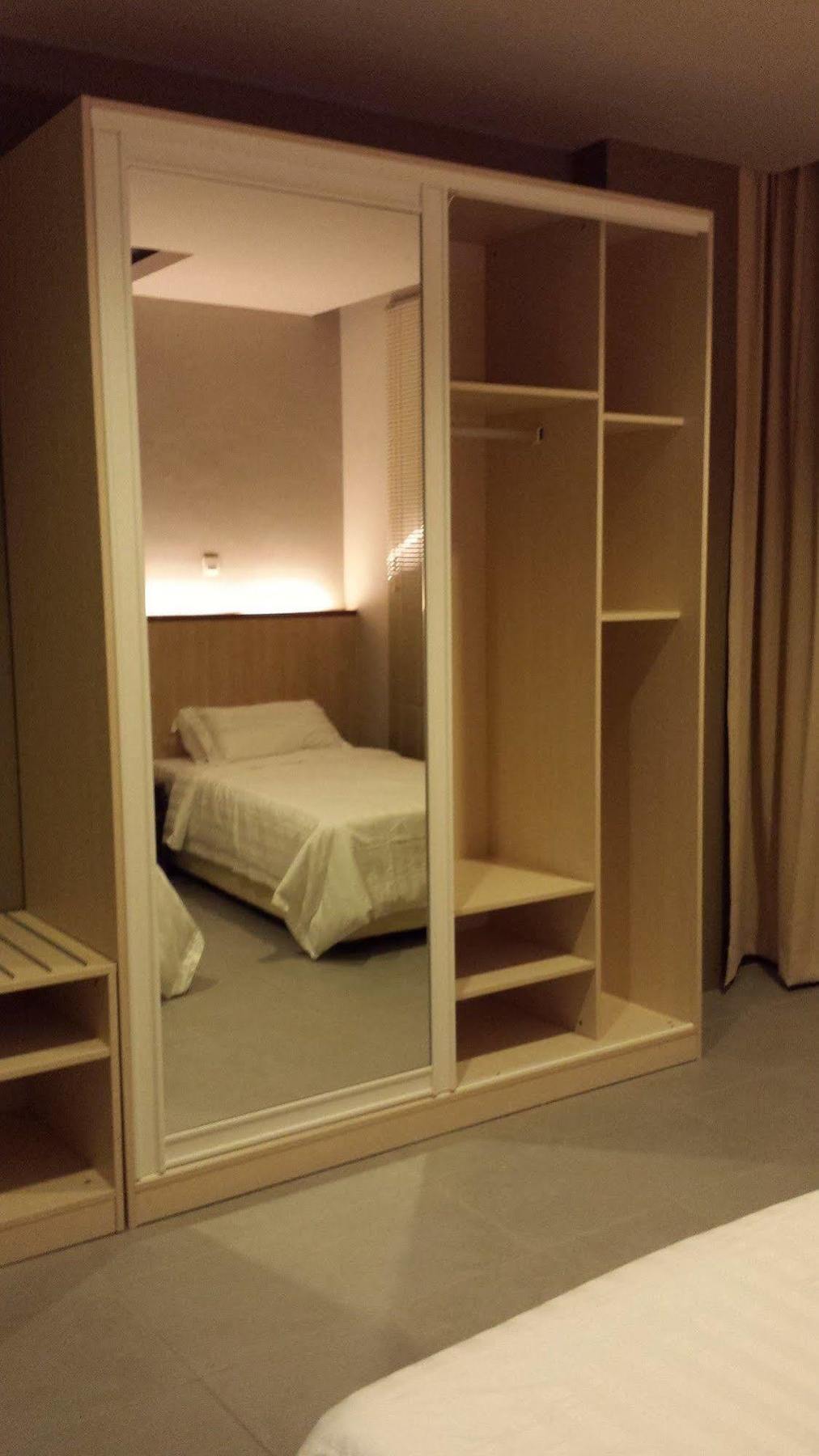 Tribeca Suites กูชิง ภายนอก รูปภาพ