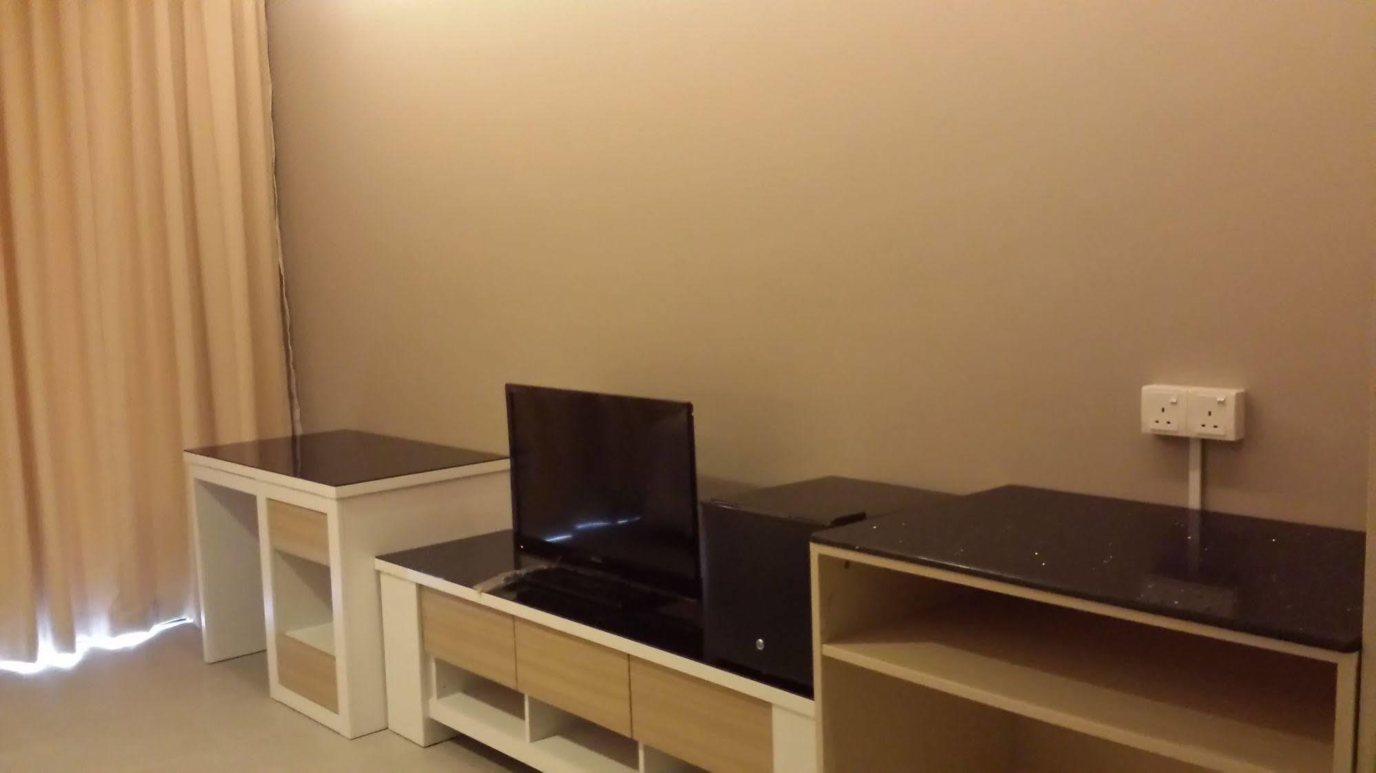 Tribeca Suites กูชิง ภายนอก รูปภาพ